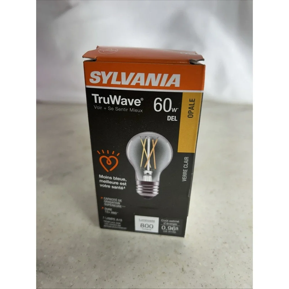 SYLVANIA Led  Tru Wave Soft White Opale 60w Brightness 800. Brand New